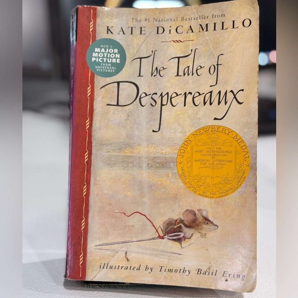 The Tale of Despereaux Kate DiCamillo Paperback Newbery Medal Movie Tie In